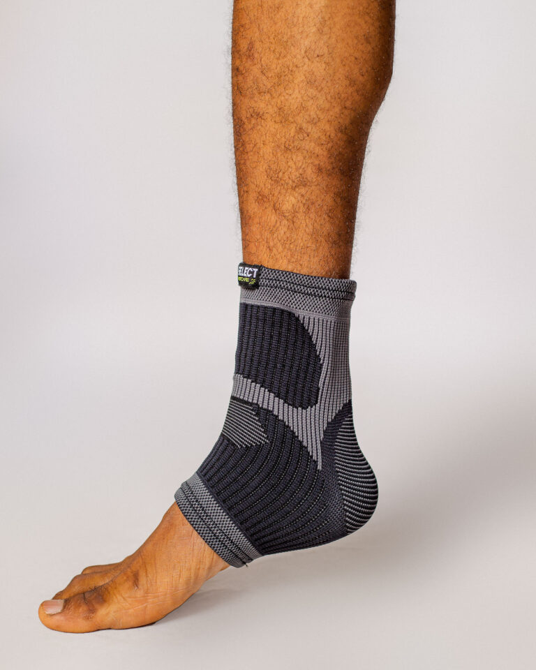 SELECT ELASTIC ANKLE SUPPORT